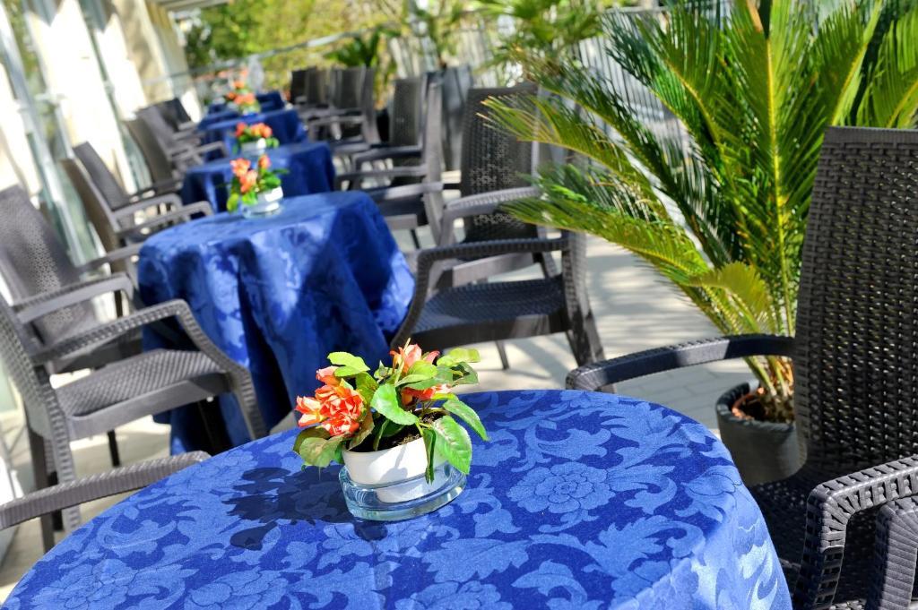 Hotel Bridge Rimini Exterior photo