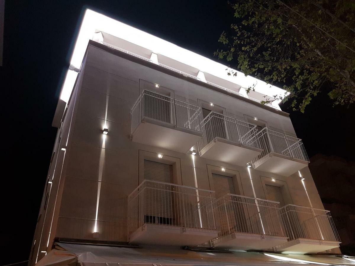 Hotel Bridge Rimini Exterior photo